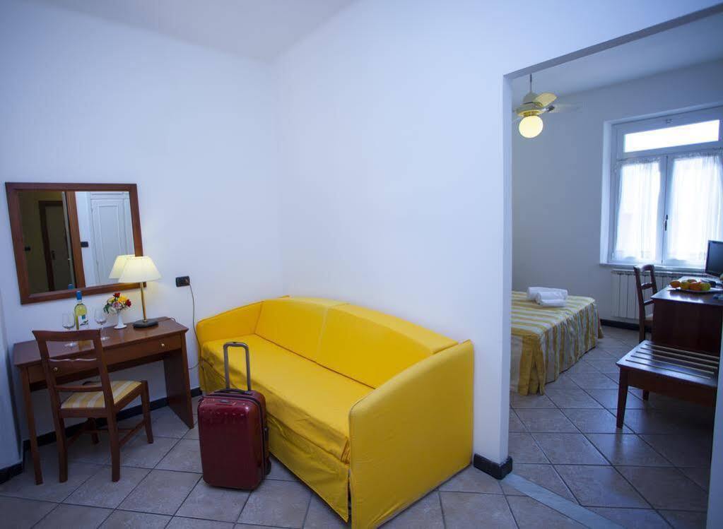 Hotel Delle Rose Bonassola Buitenkant foto